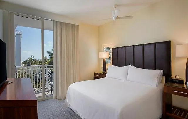 The Reach Key West, Curio Collection By Hilton Θέρετρο