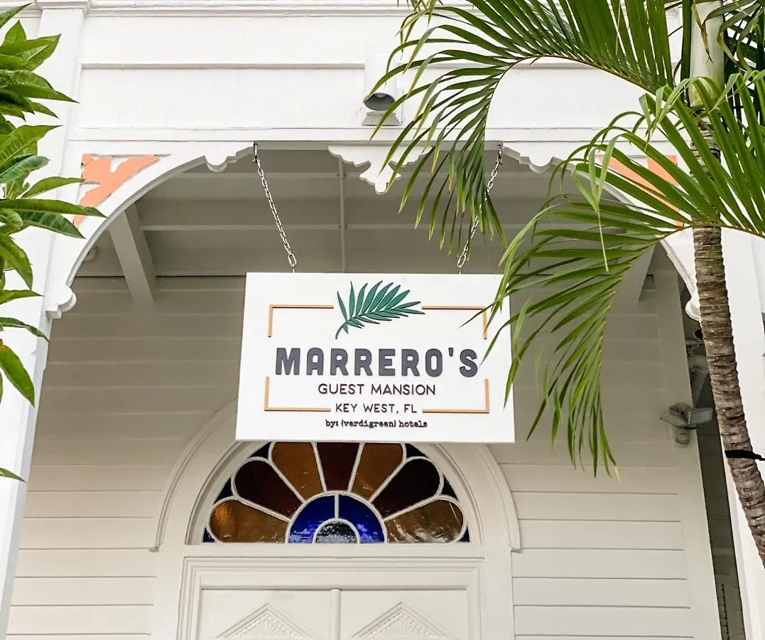 Marreros Guest Mansion - Adult Only