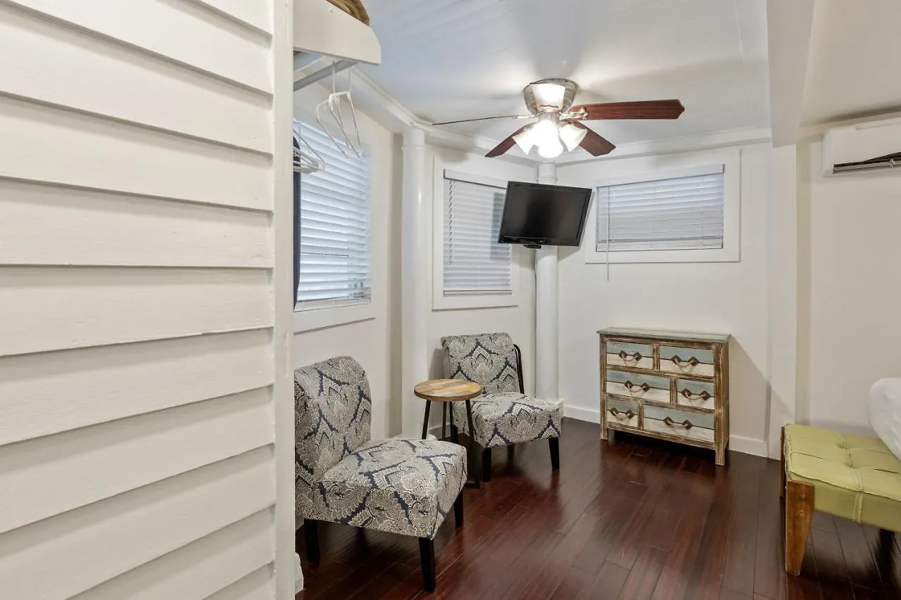 Wicker Locanda Key West