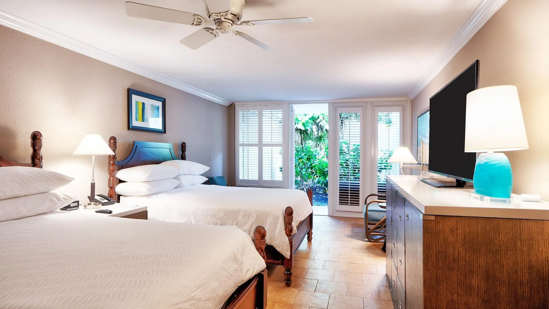 Pier House & Resort