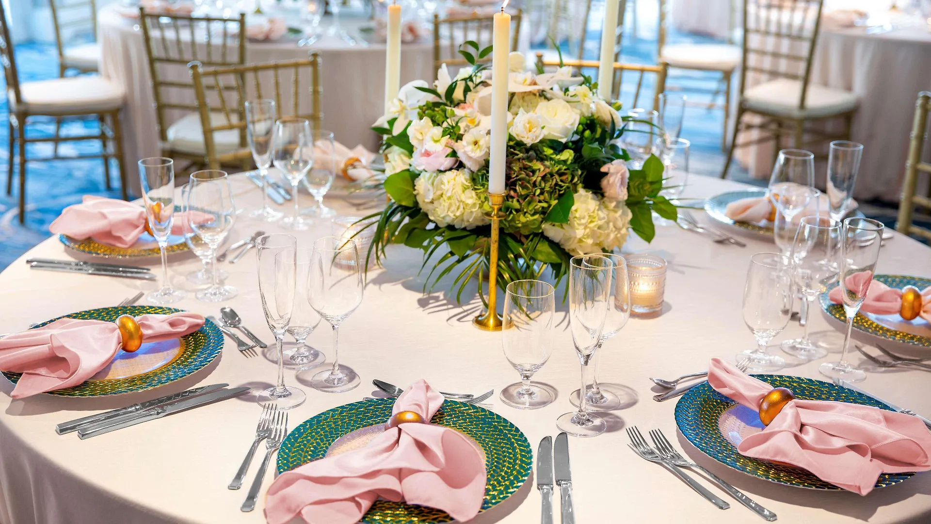The Reach Key West, Curio Collection By Hilton 4*