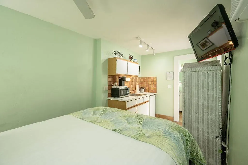 The Speakeasy And Bar Bed & Breakfast