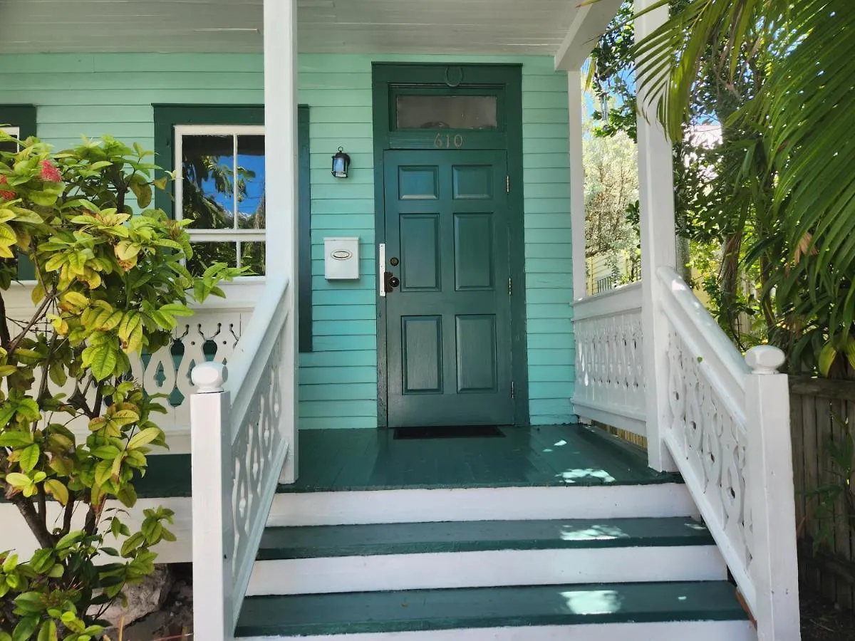 Courtney's Place Historic & Pensionat 2*
