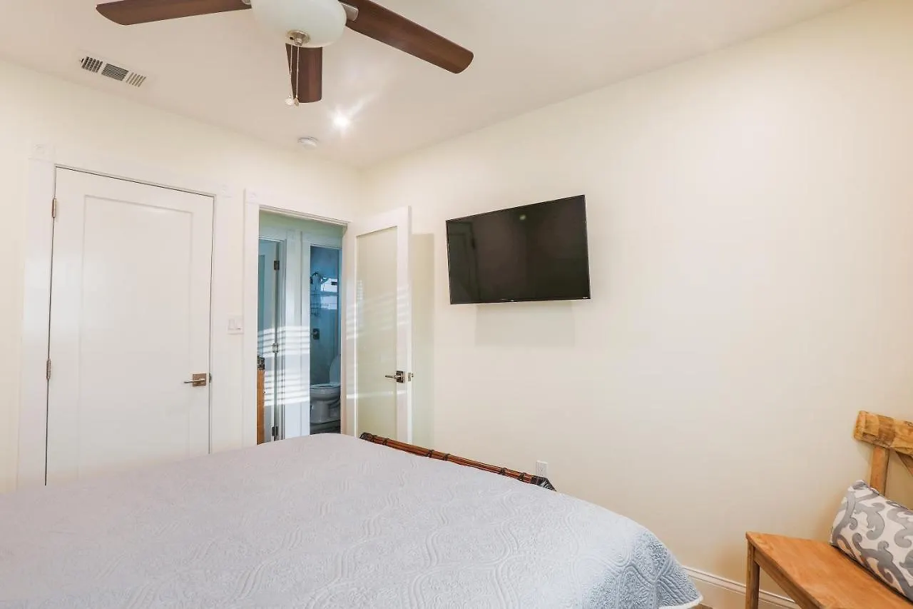 Сasa de vacaciones The Guava Duff - Beautiful Kw With Space To Chill & Lots Of Free Parking!!
