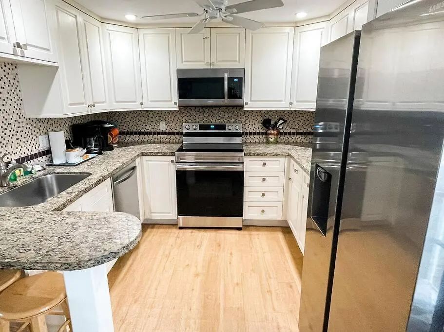 بيت للعطل Bachelorparty Hq For 16-feet To Duval-pool-hot Tub كي وست