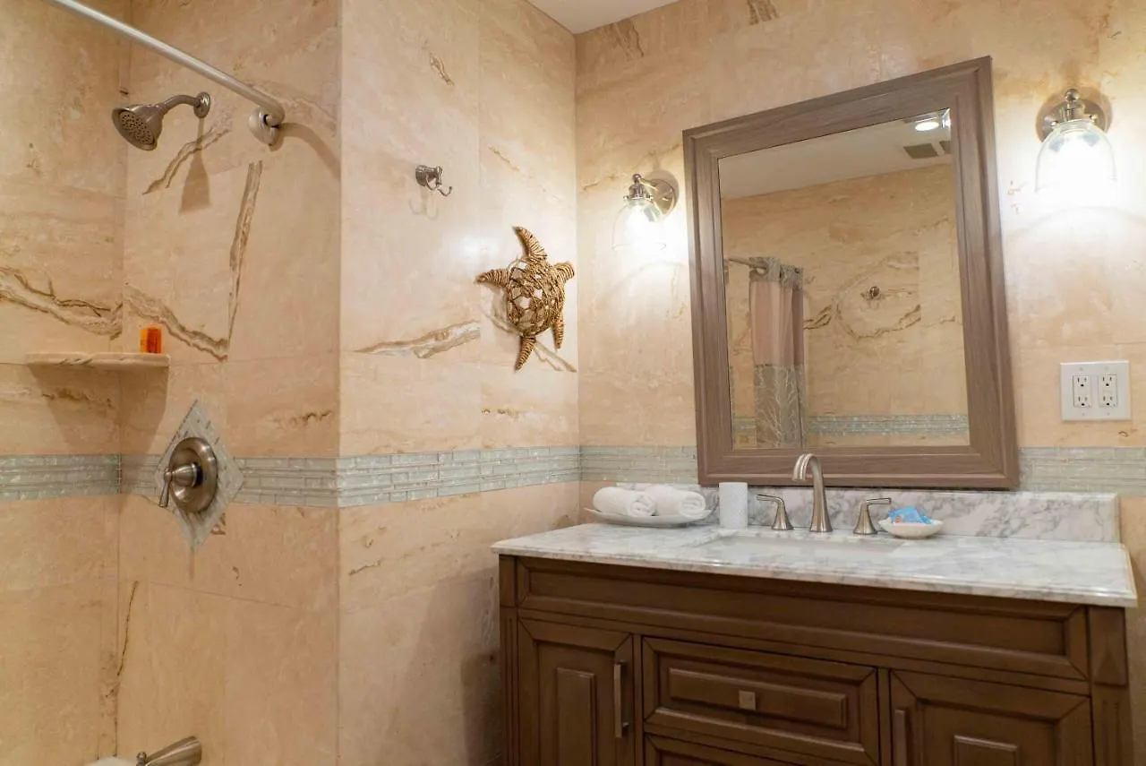 Bed & Breakfast Southernmost Point & Garden Bar 3*