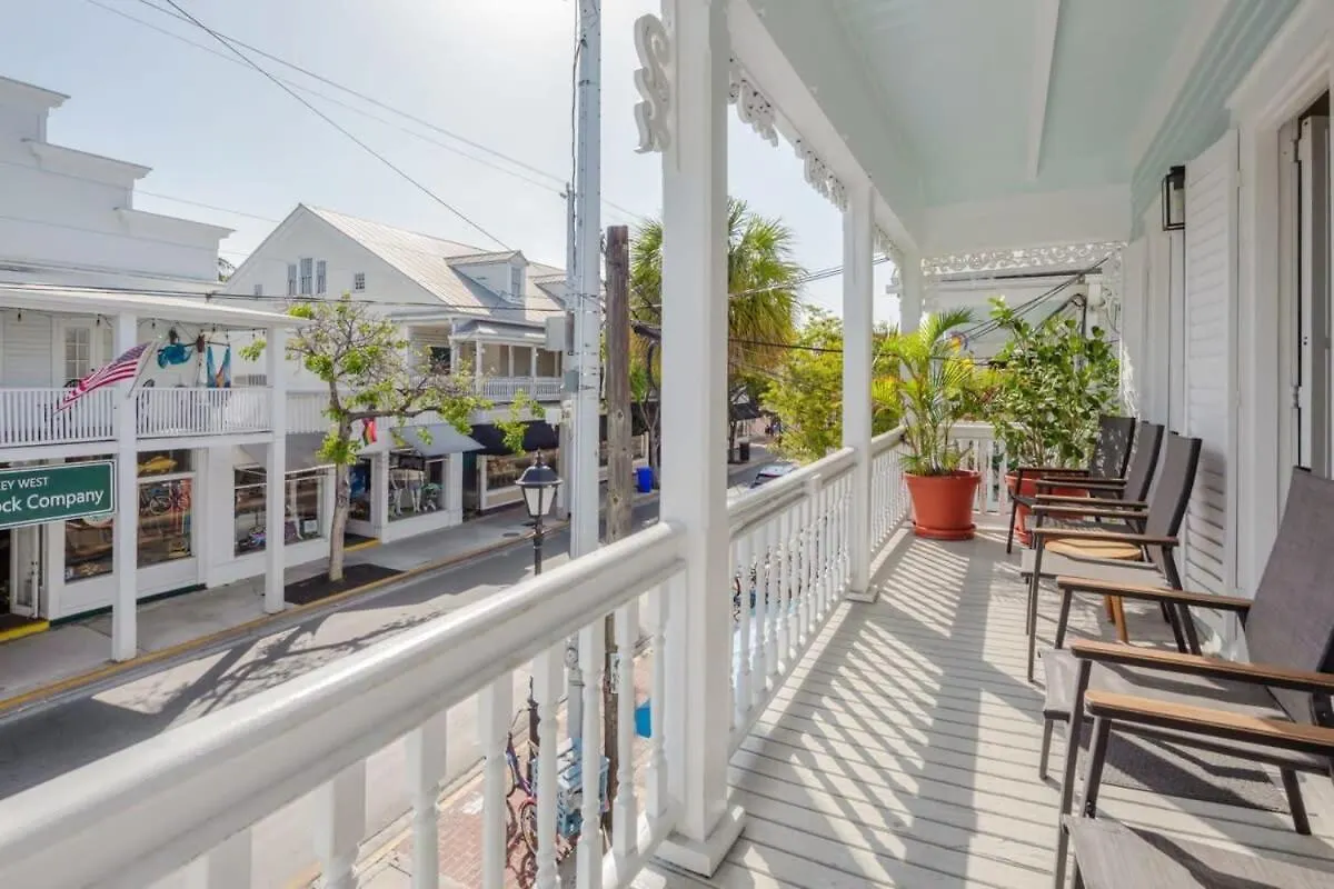 Daire Sky On Duval Key West
