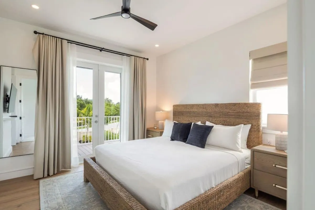 The Crestwood House - Private Heated Pool & Parking Σπίτι διακοπών *