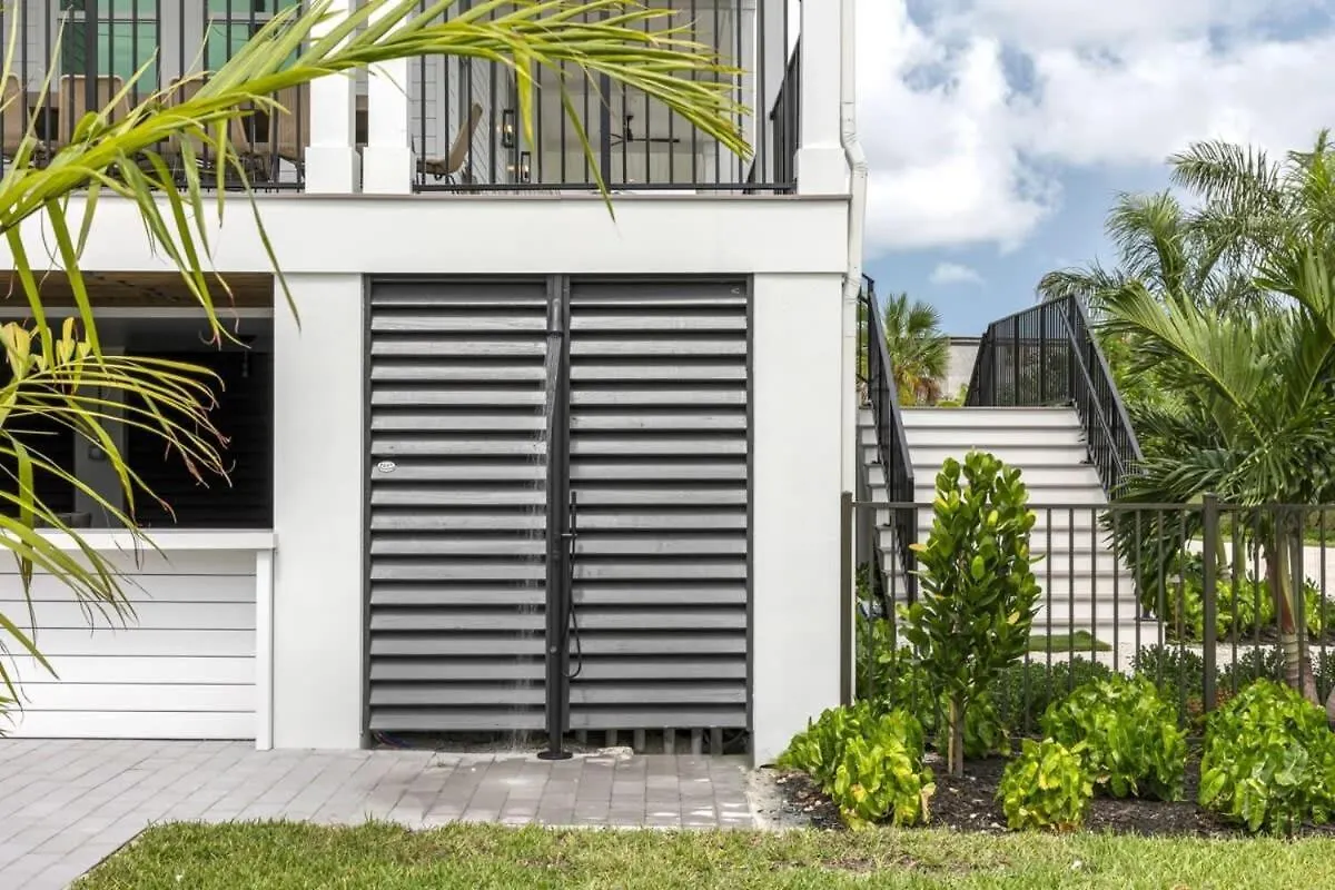 The Ebberly House - Amazing Pool In Gated Community بيت للعطل *