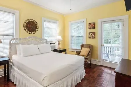 The Curry House - Entire Complex Holiday home