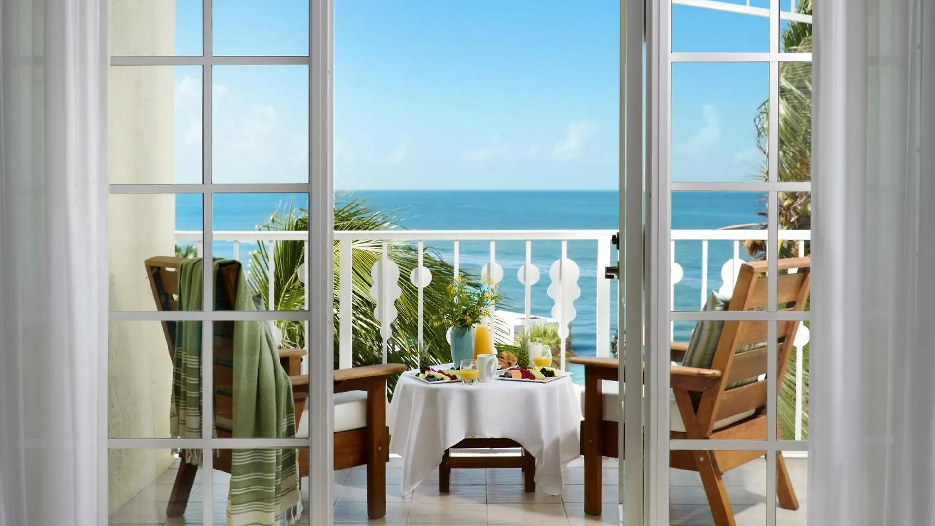 Ocean Key & Spa, A Noble House Resort 4*