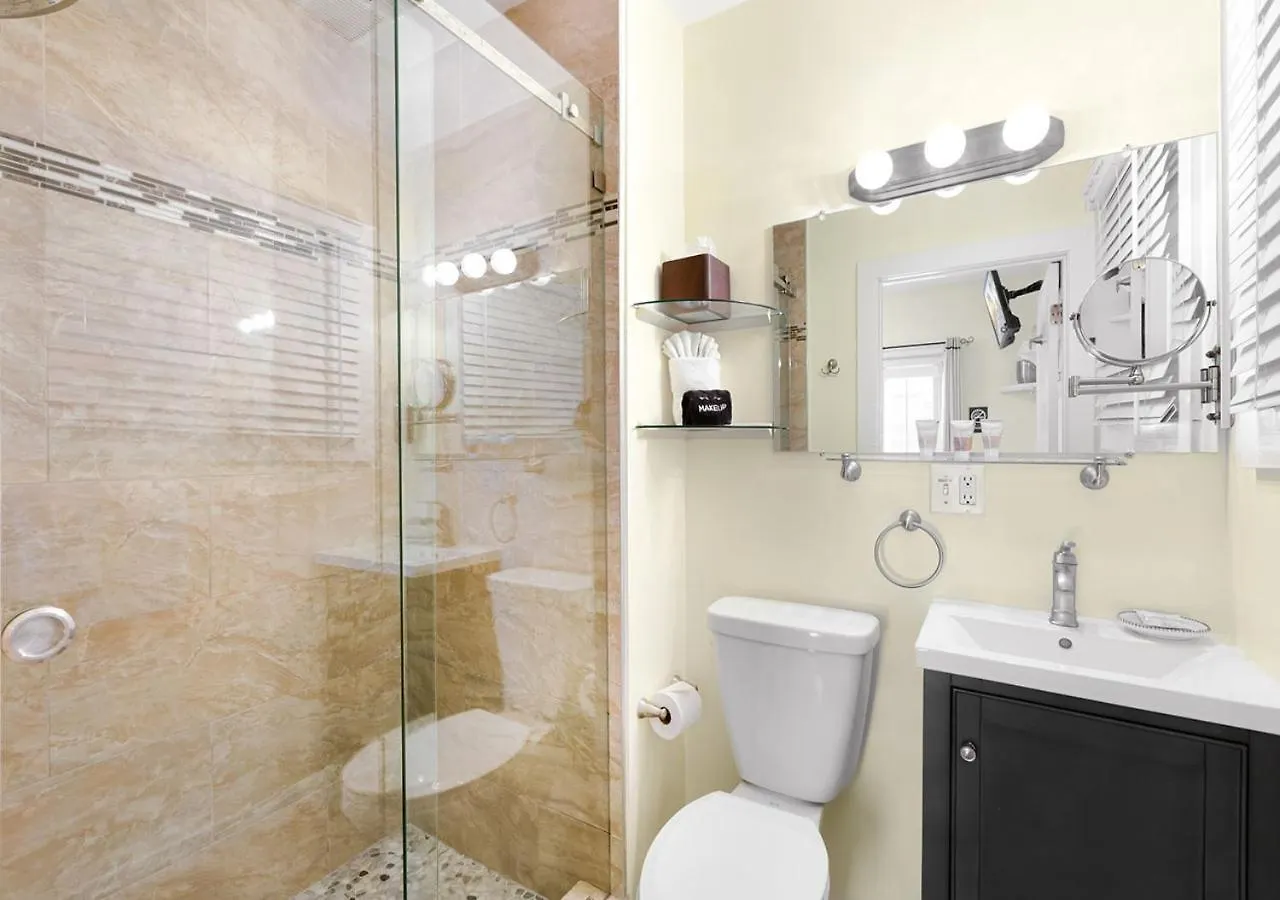 Bed & Breakfast The Grand 3*