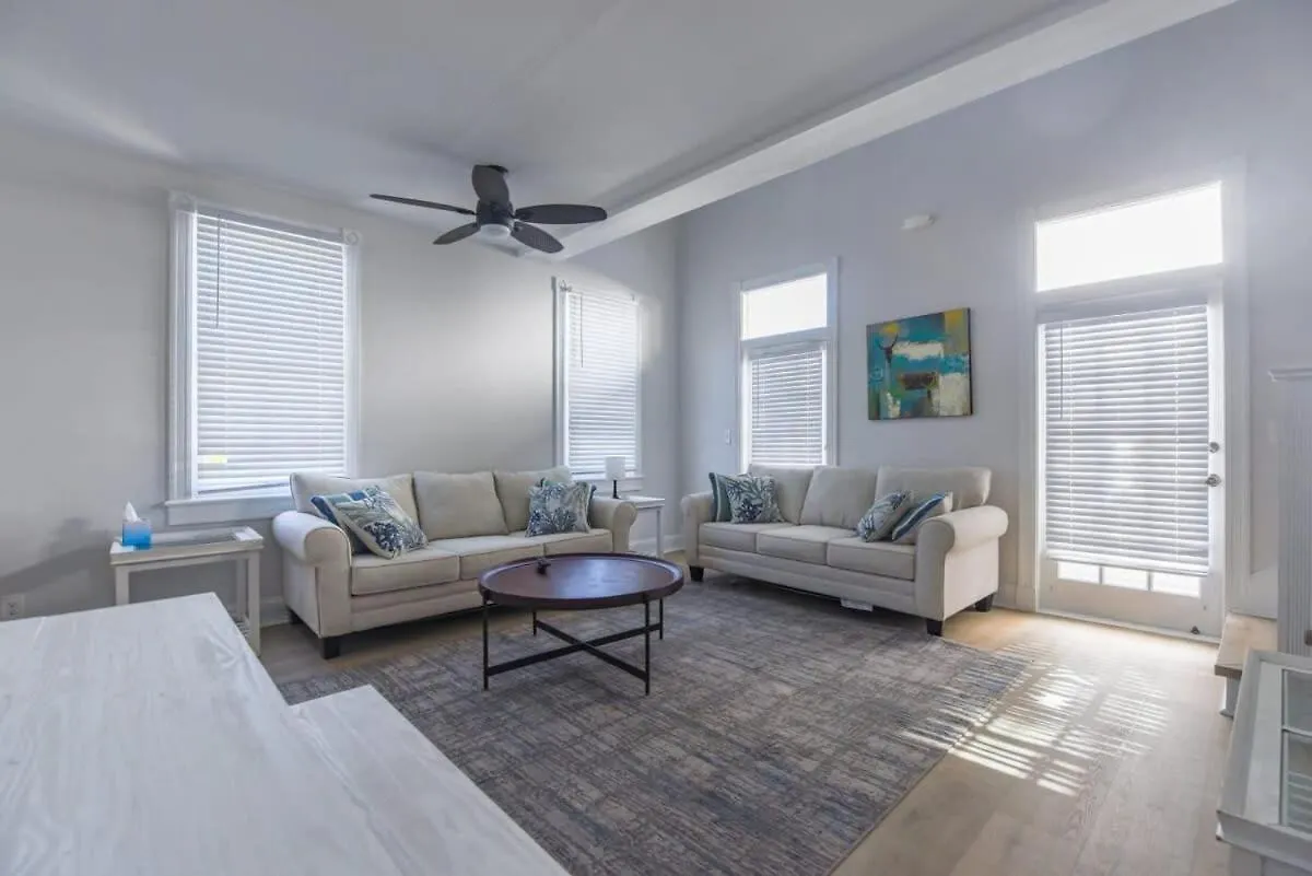 Duval's Delight -loft On Duval *
