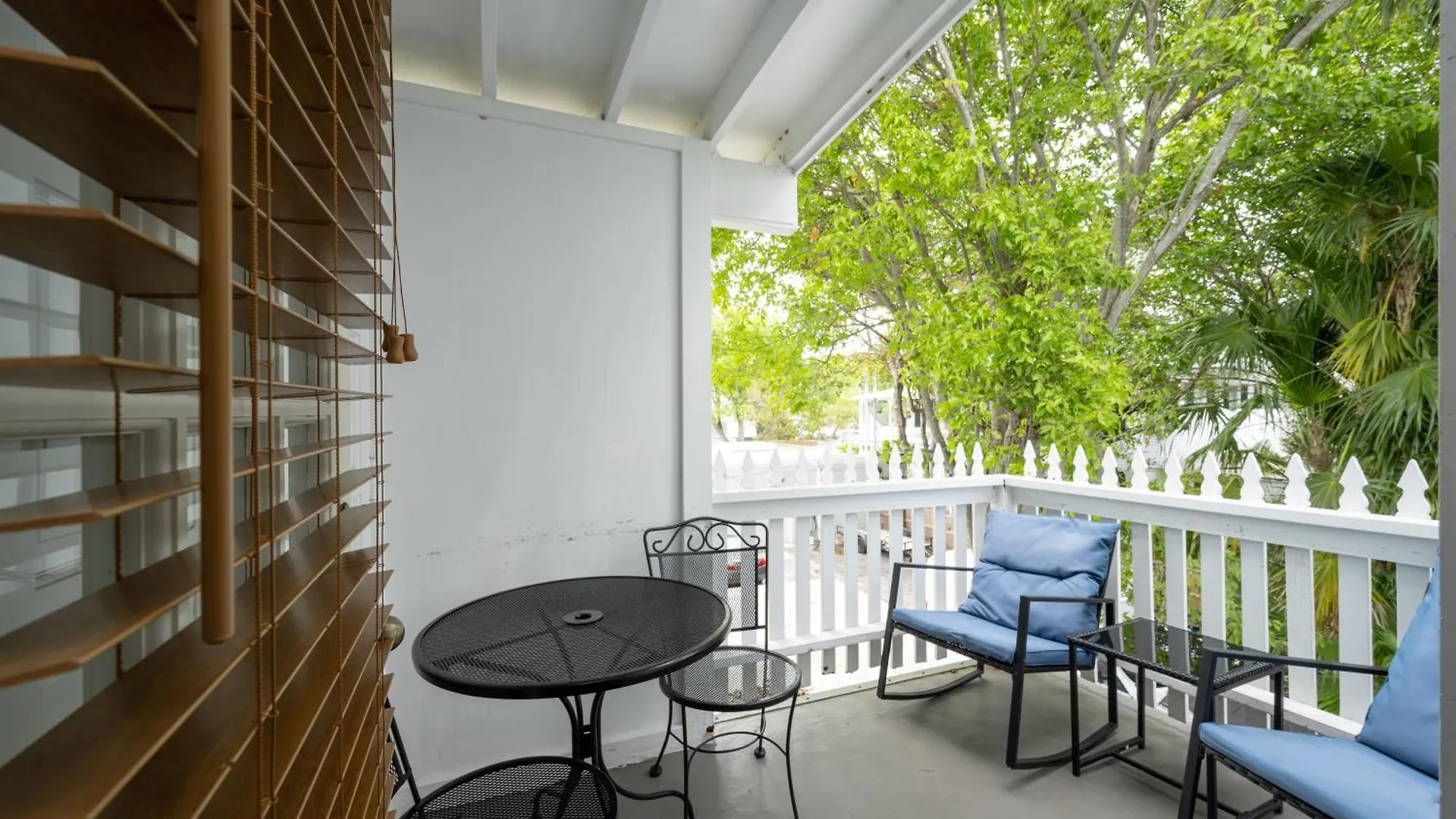 Old Town Manor Bed & Breakfast Key West