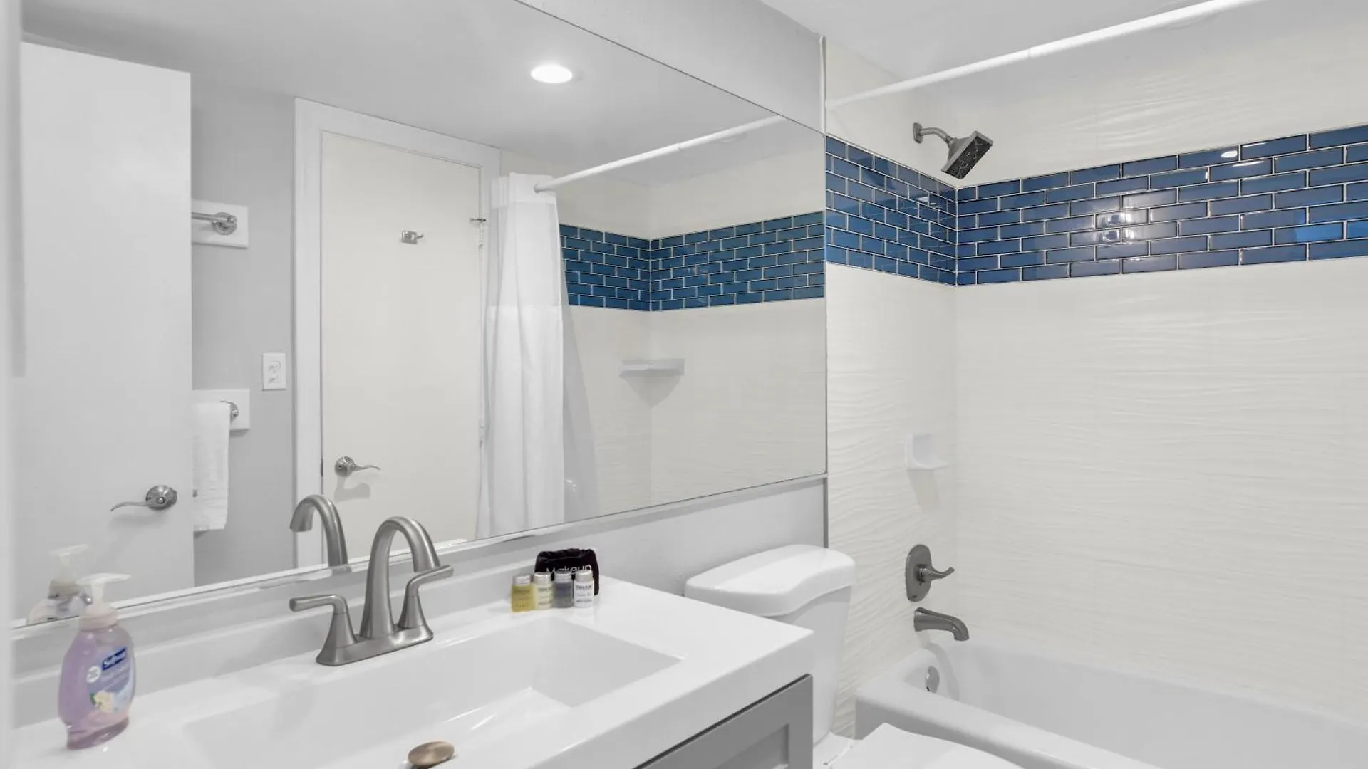 בית נופש Florida - Spacious Updated Waterfront 2x2 Pool Dock *