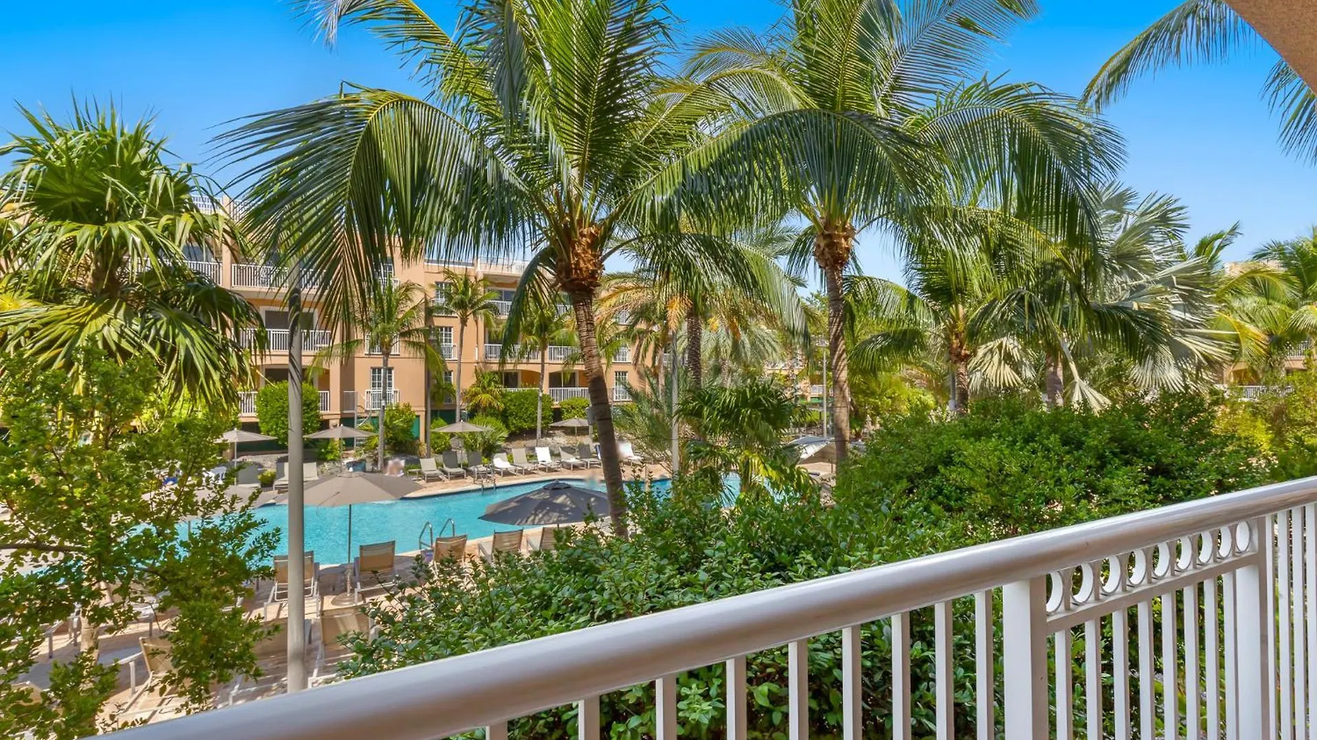 Üdülőközpont Beachside & Residences Key West
