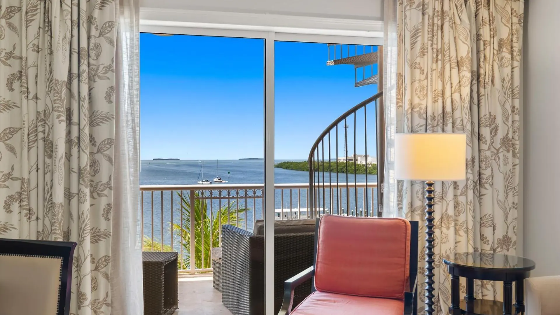 Beachside & Residences Üdülőközpont 4*