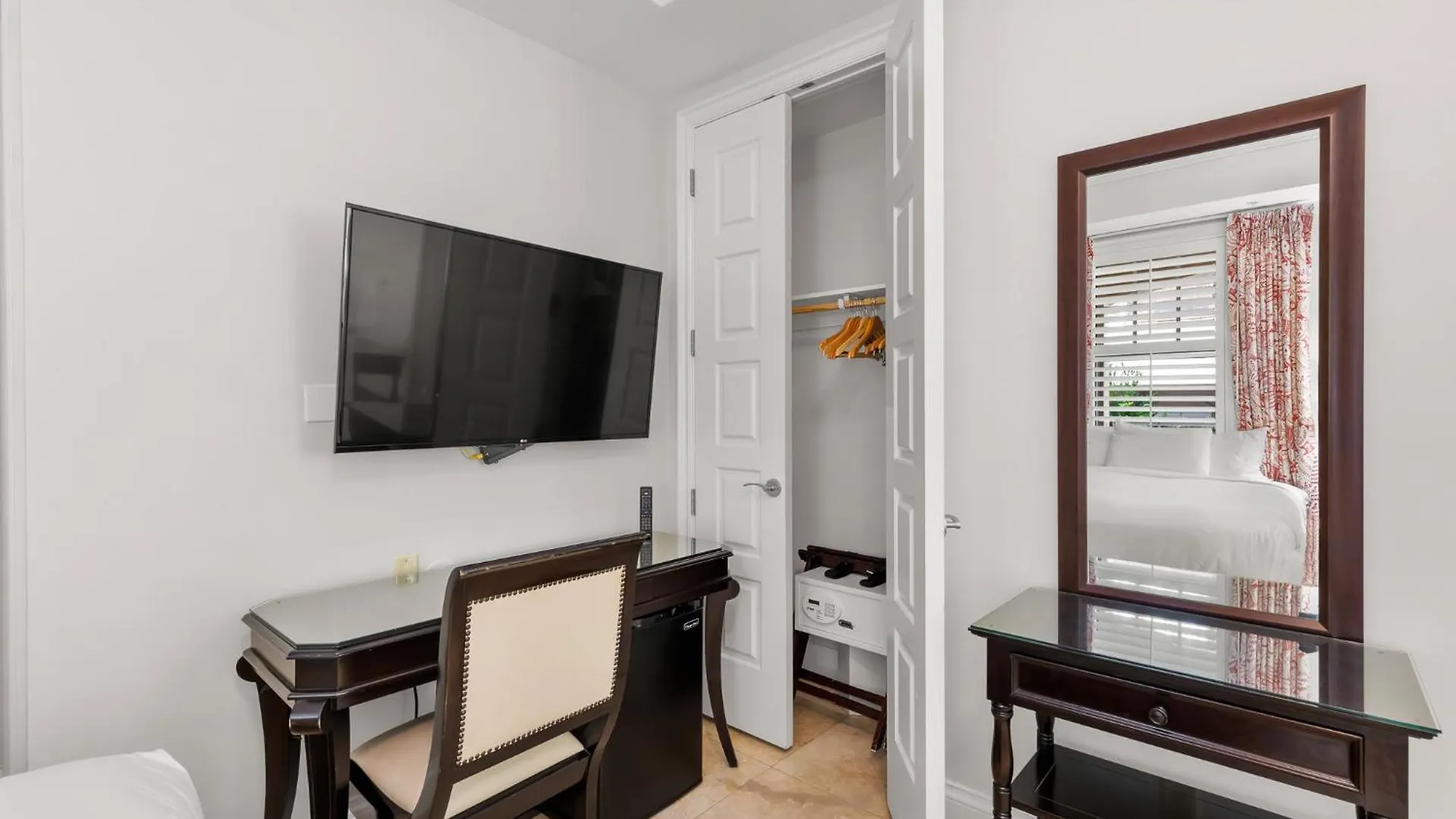 Üdülőközpont Beachside & Residences 4*