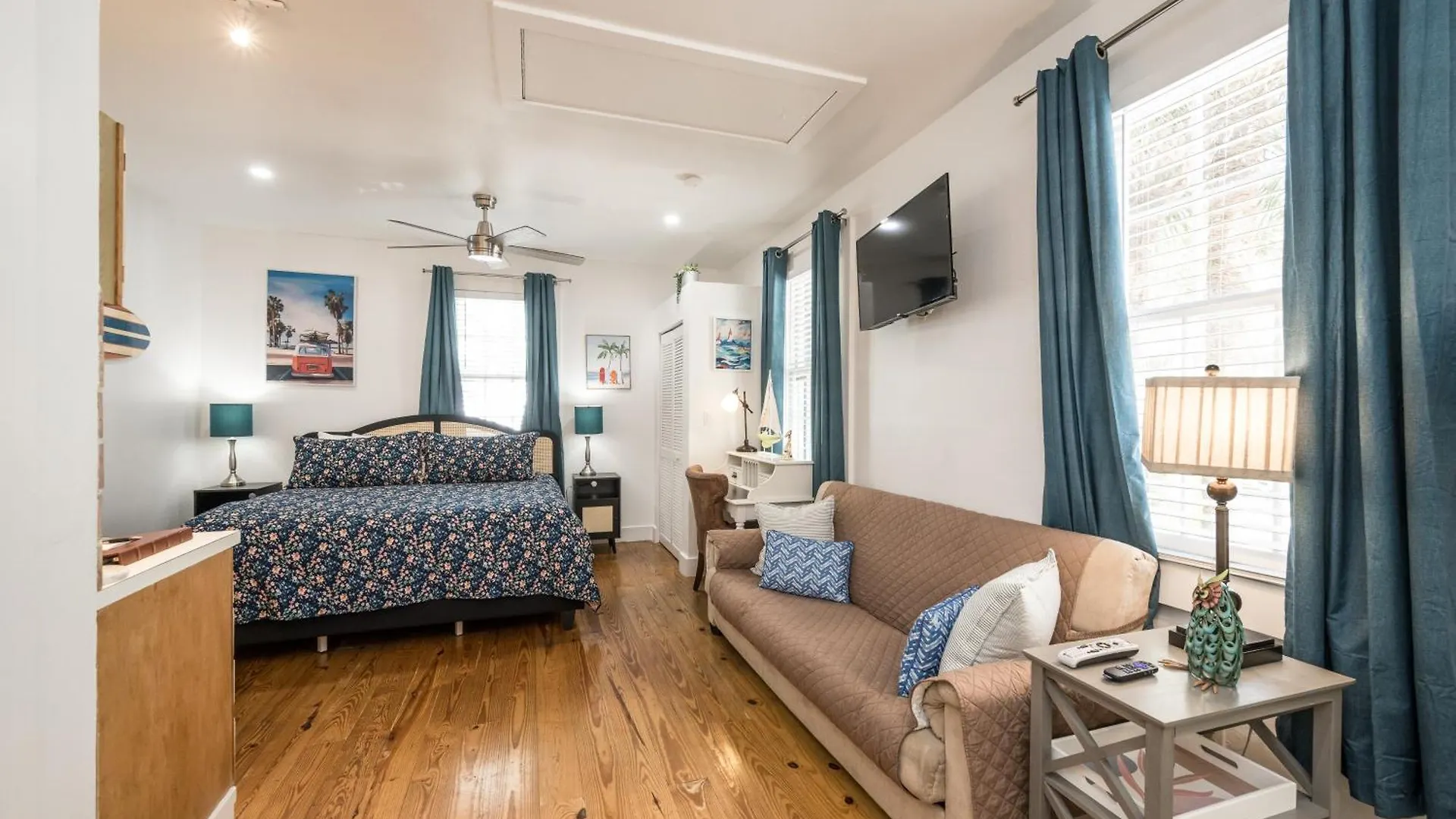 The Speakeasy And Bar Bed & Breakfast