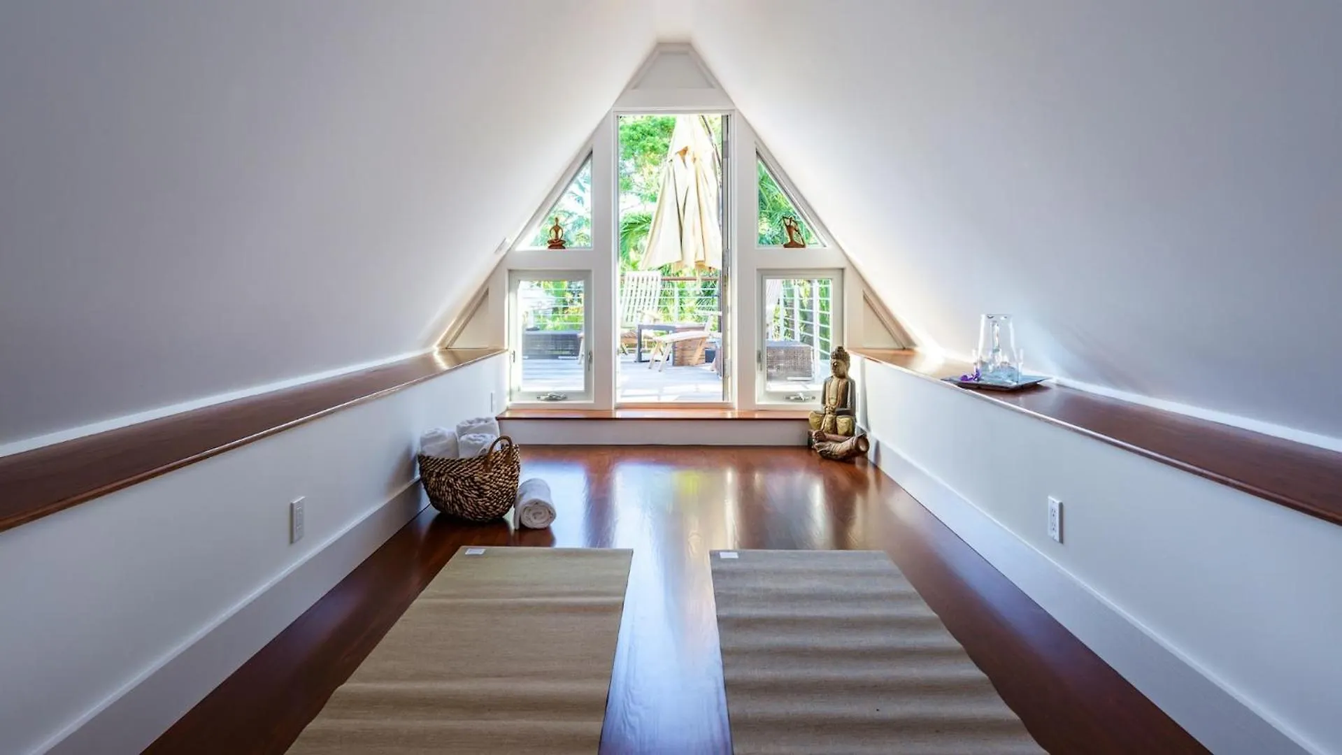 펜션 The Polynesian House Bylast Key Realty 키웨스트
