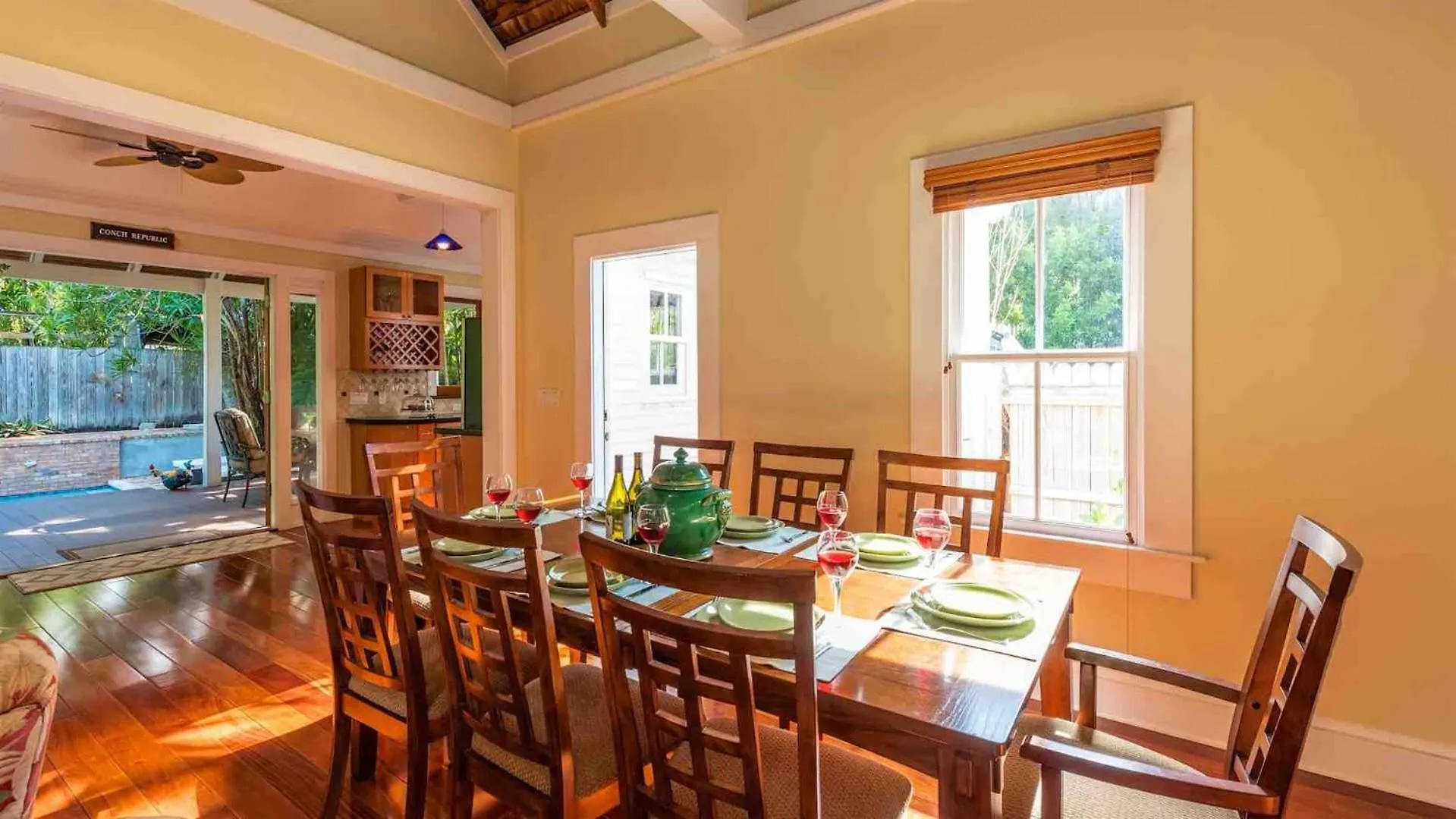度假居 Havana House By Last Key Realty