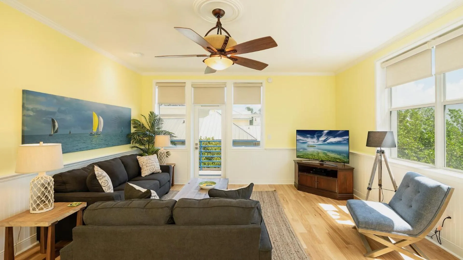 Old Town Oasis By Last Key Realty
