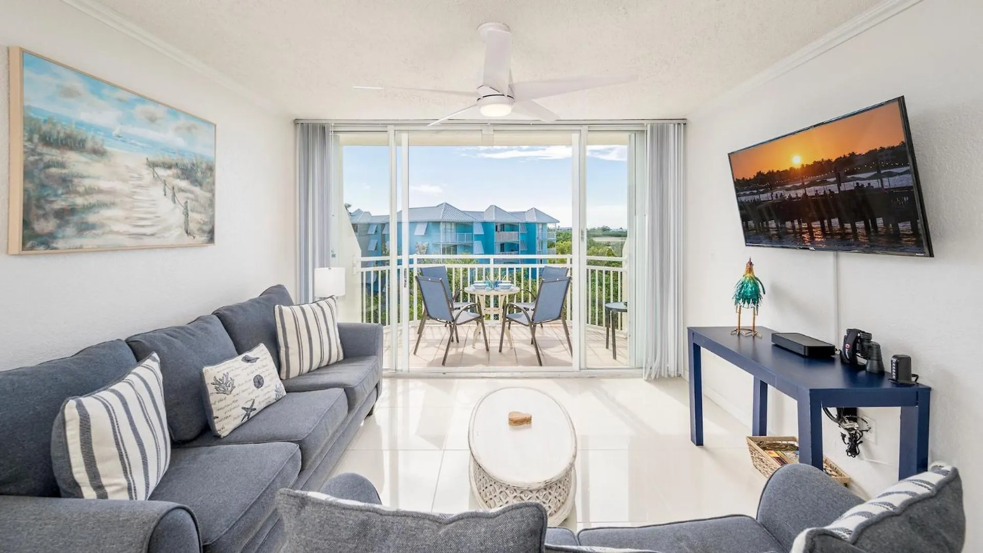 The Larks Landing By Last Key Realty Apartment *