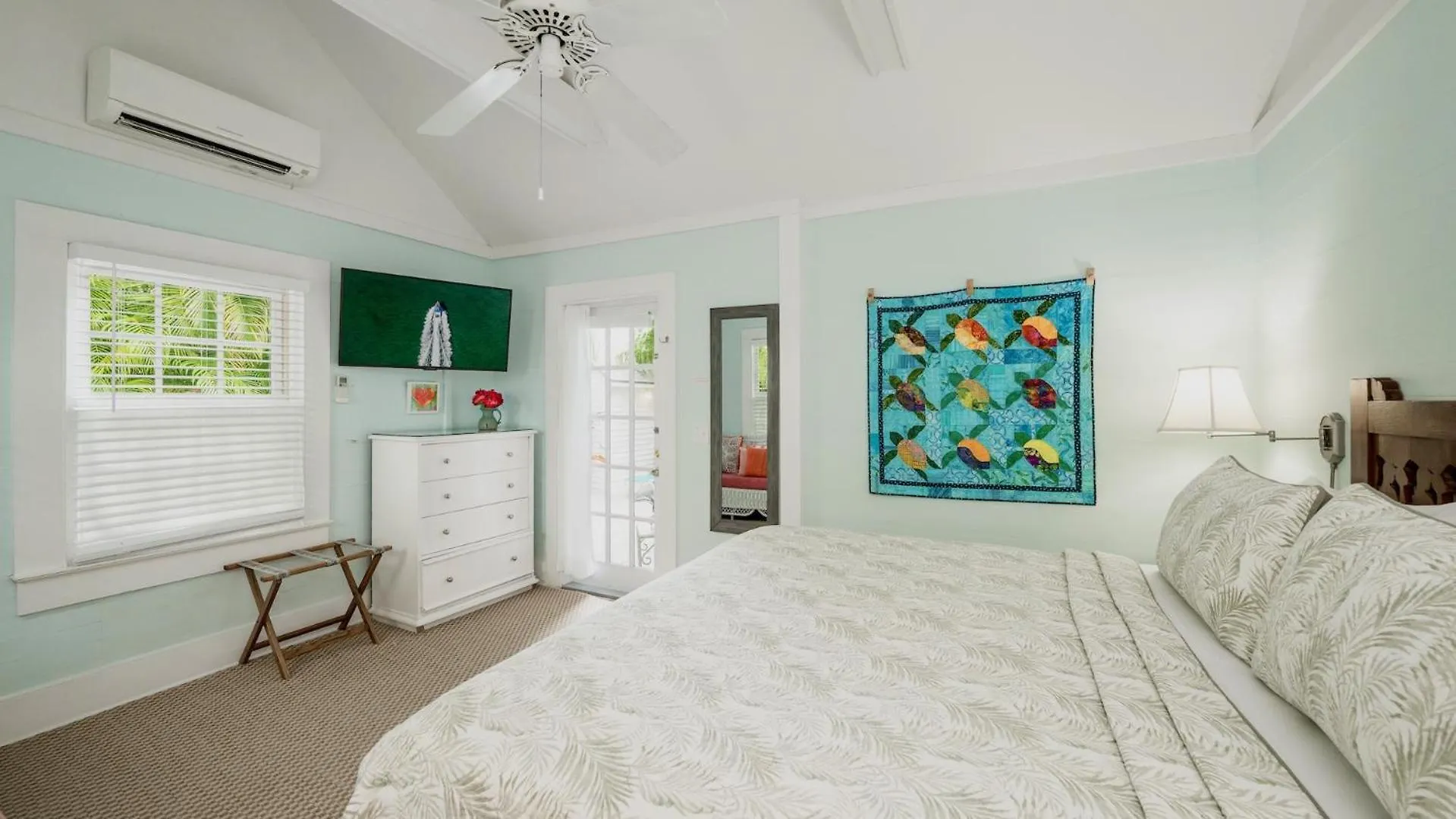 Casa Serendipity By Last Key Realty *