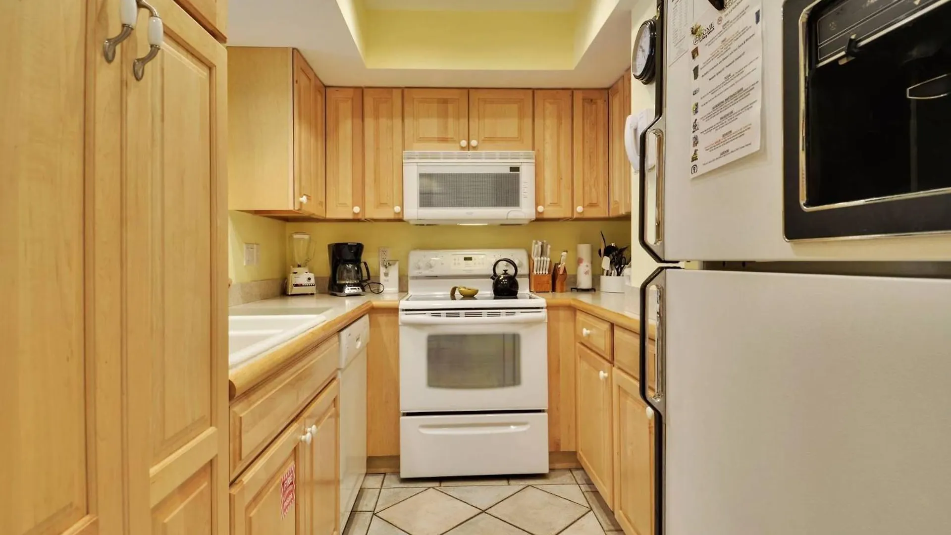 Sundown Refuge By Avantstay Great Location W Patio Outdoor Dining Bbq Shared Pool Week Long * Key West