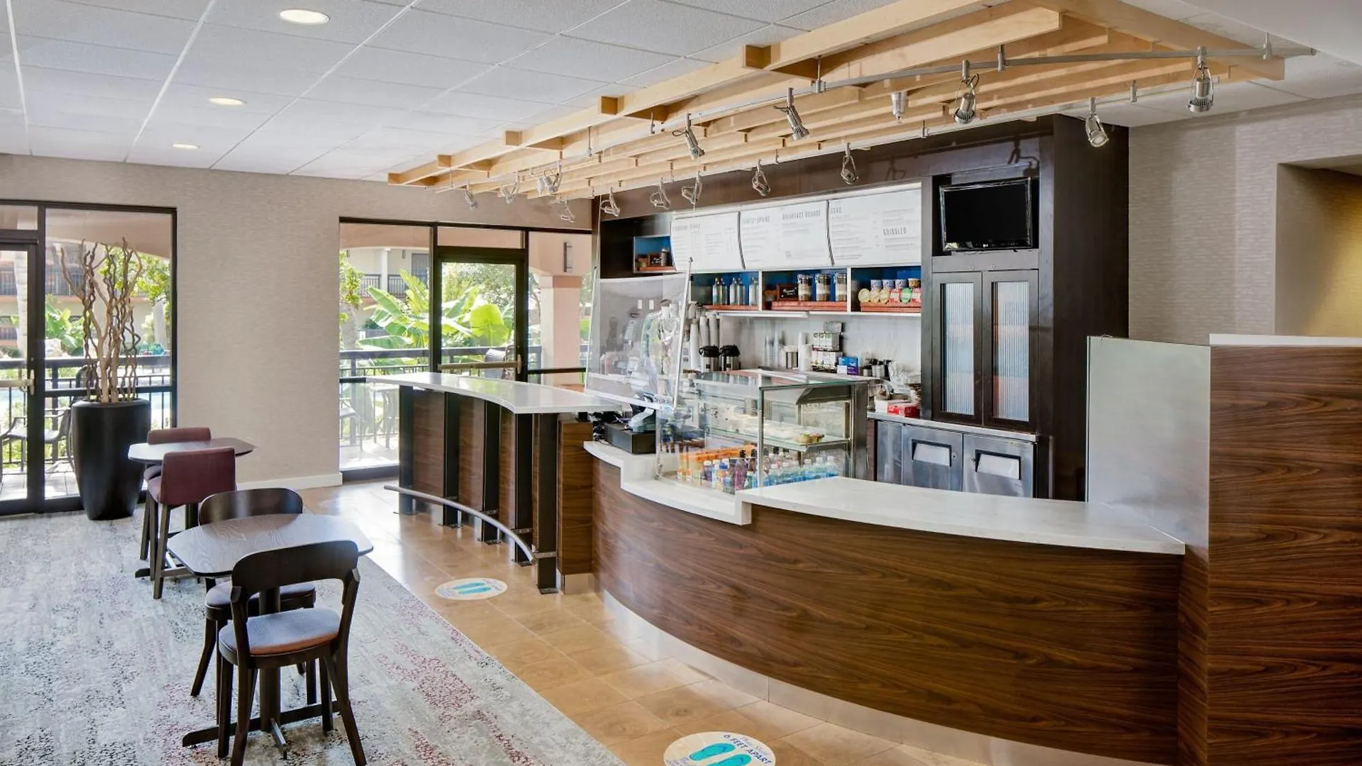 Courtyard By Marriott Waterfront Cayo Hueso