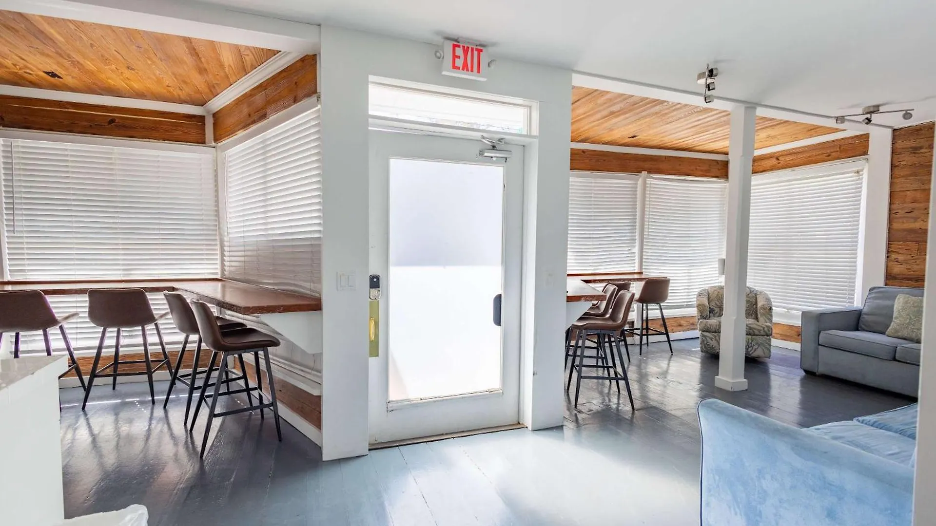 Commodore's Cove Apartment Key West