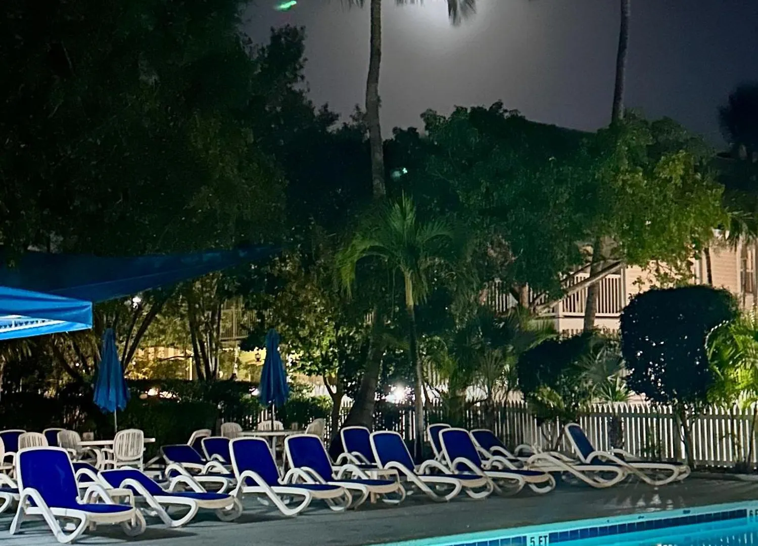 דירה Dee's Dream Sunset - #151 *