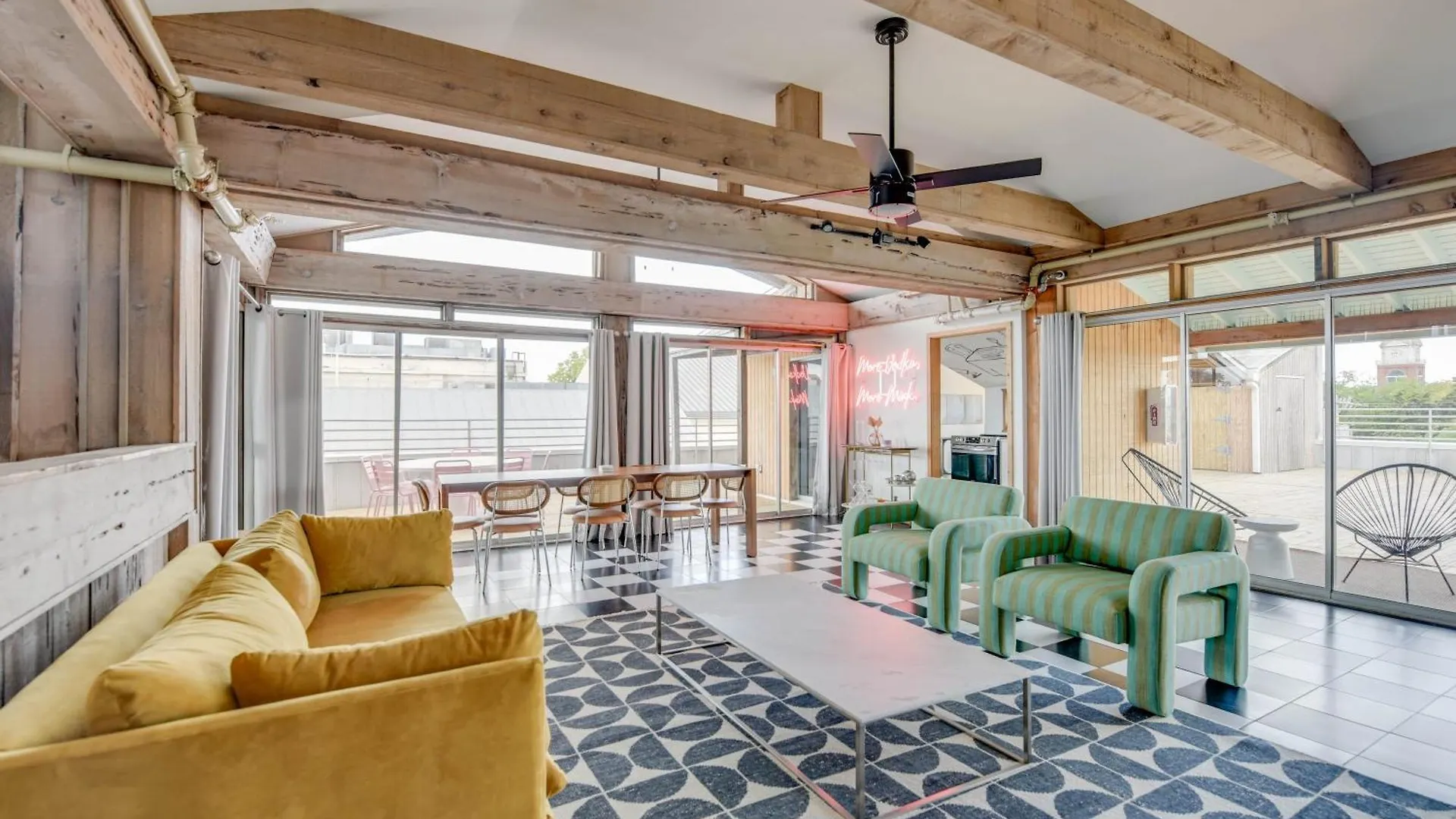 New Kamp - Rooftop Penthouse