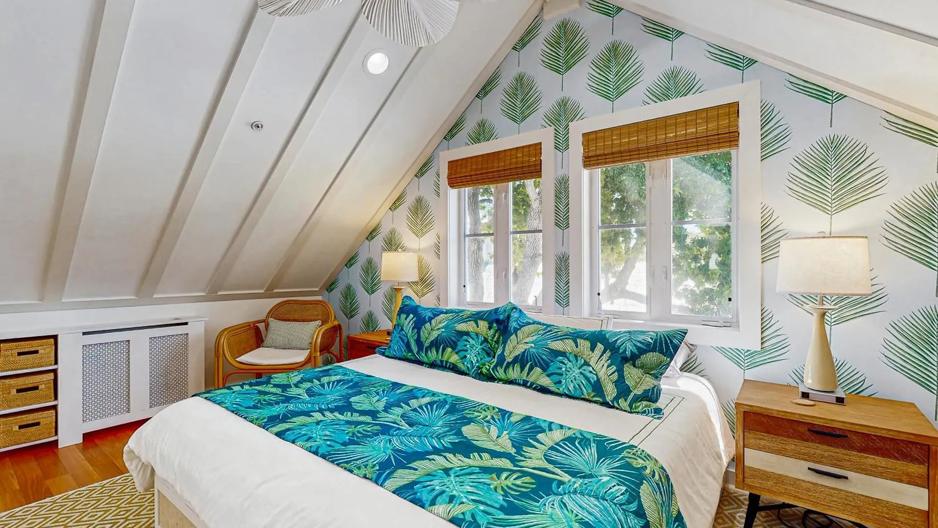 Apartment Periwinkle Place