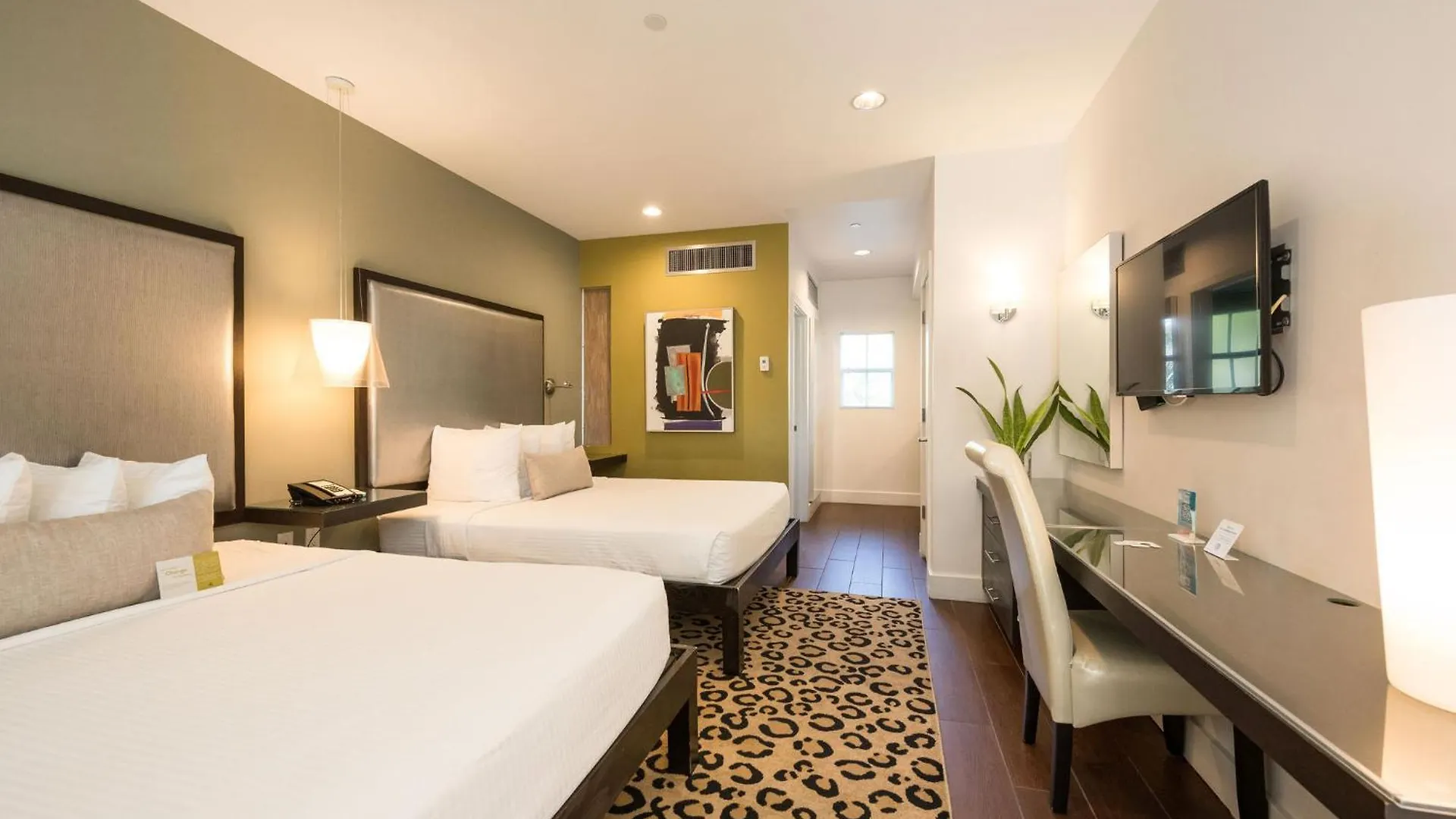 Truman Hotel 3*