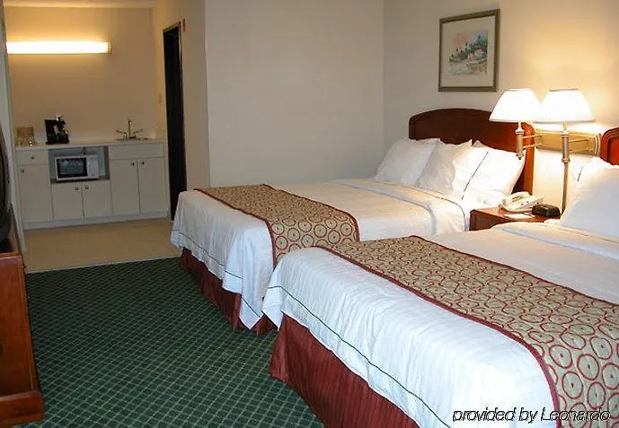 Courtyard By Marriott Waterfront 3* Cayo Hueso