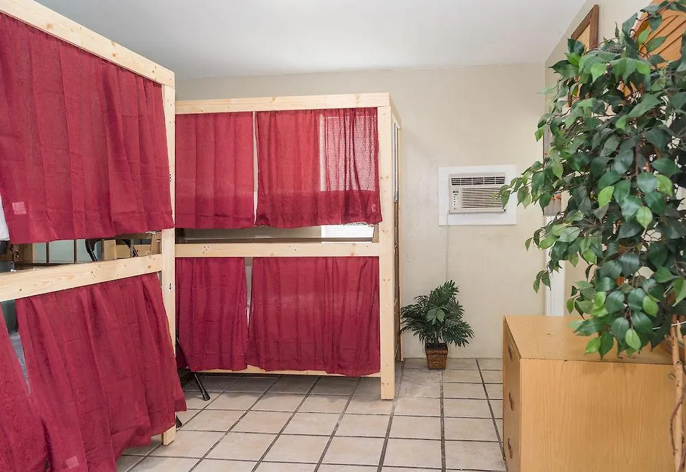 Seashell And International Hostal Cayo Hueso