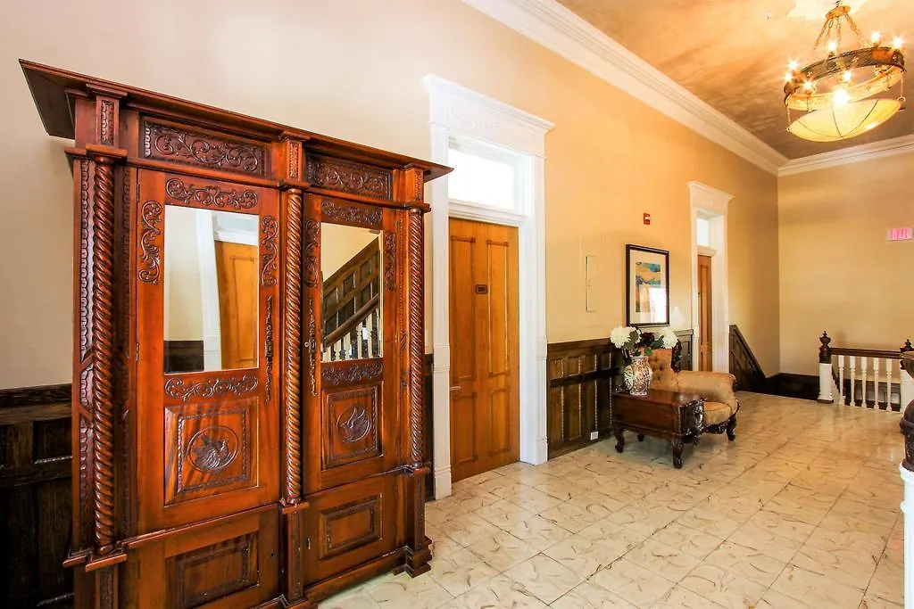 Southernmost House (adults Only) Otel 4*