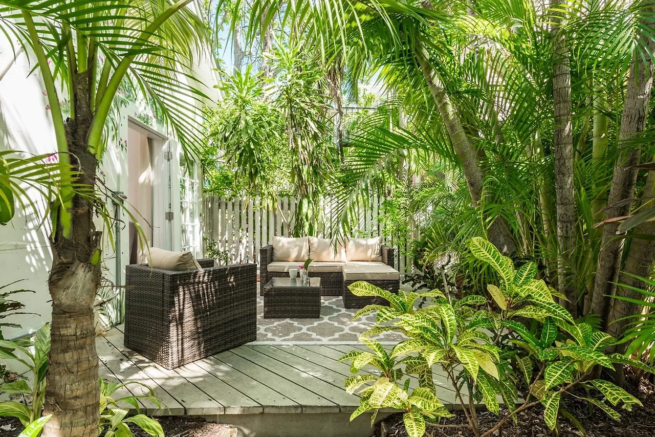 Old Town Manor Key West