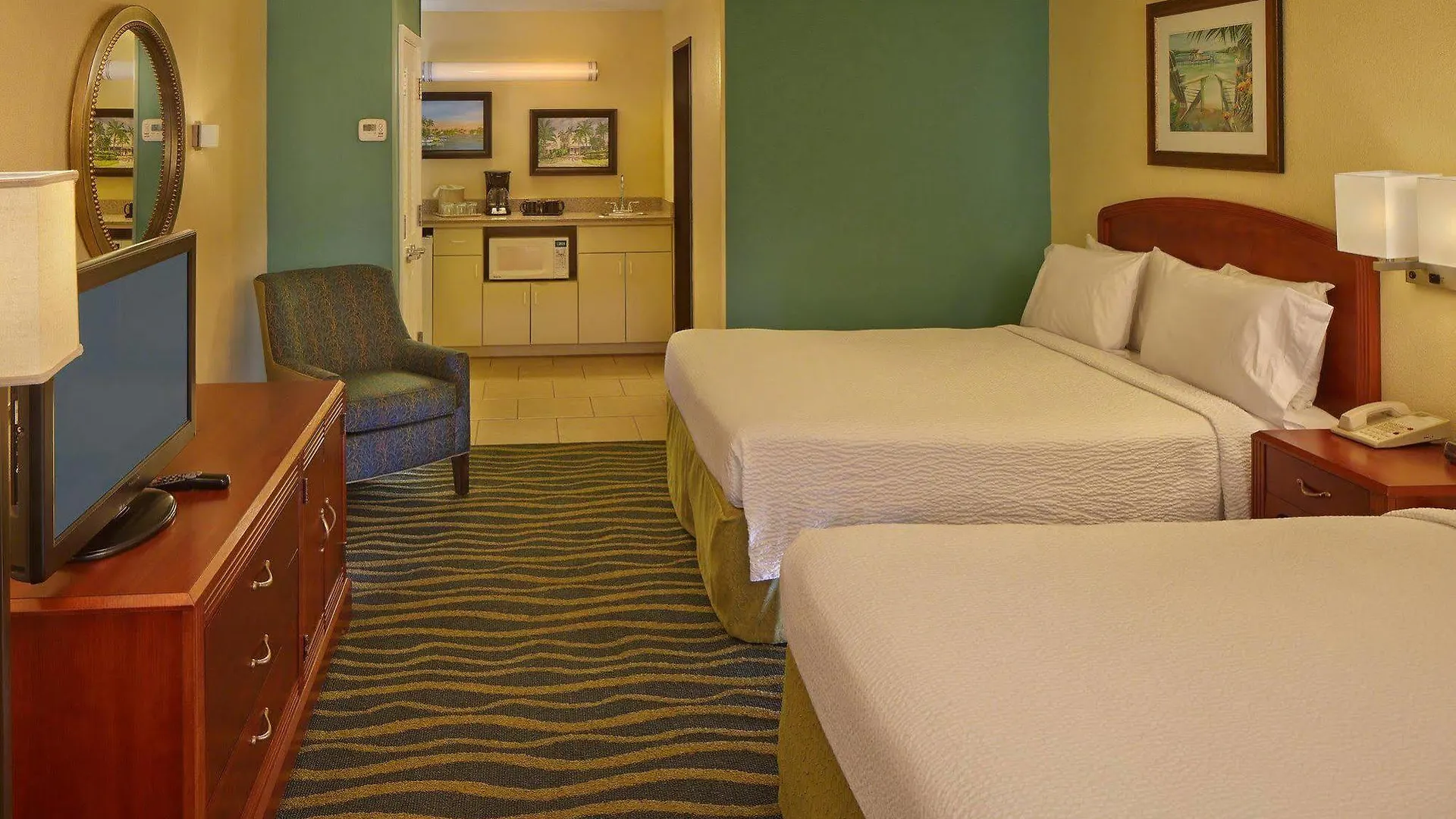Courtyard By Marriott Waterfront