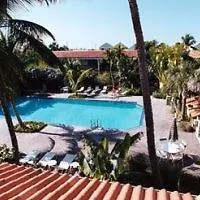Courtyard By Marriott Waterfront
