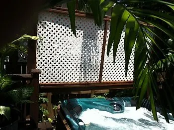 The Hotel Cayo Hueso