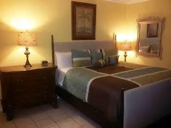 Otel Old Town Suites 3*