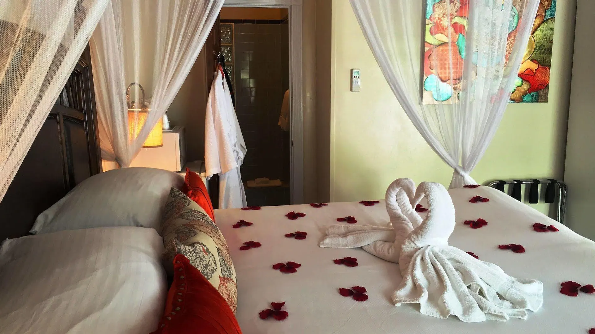 Avalon (adults Only) Bed & Breakfast 3*