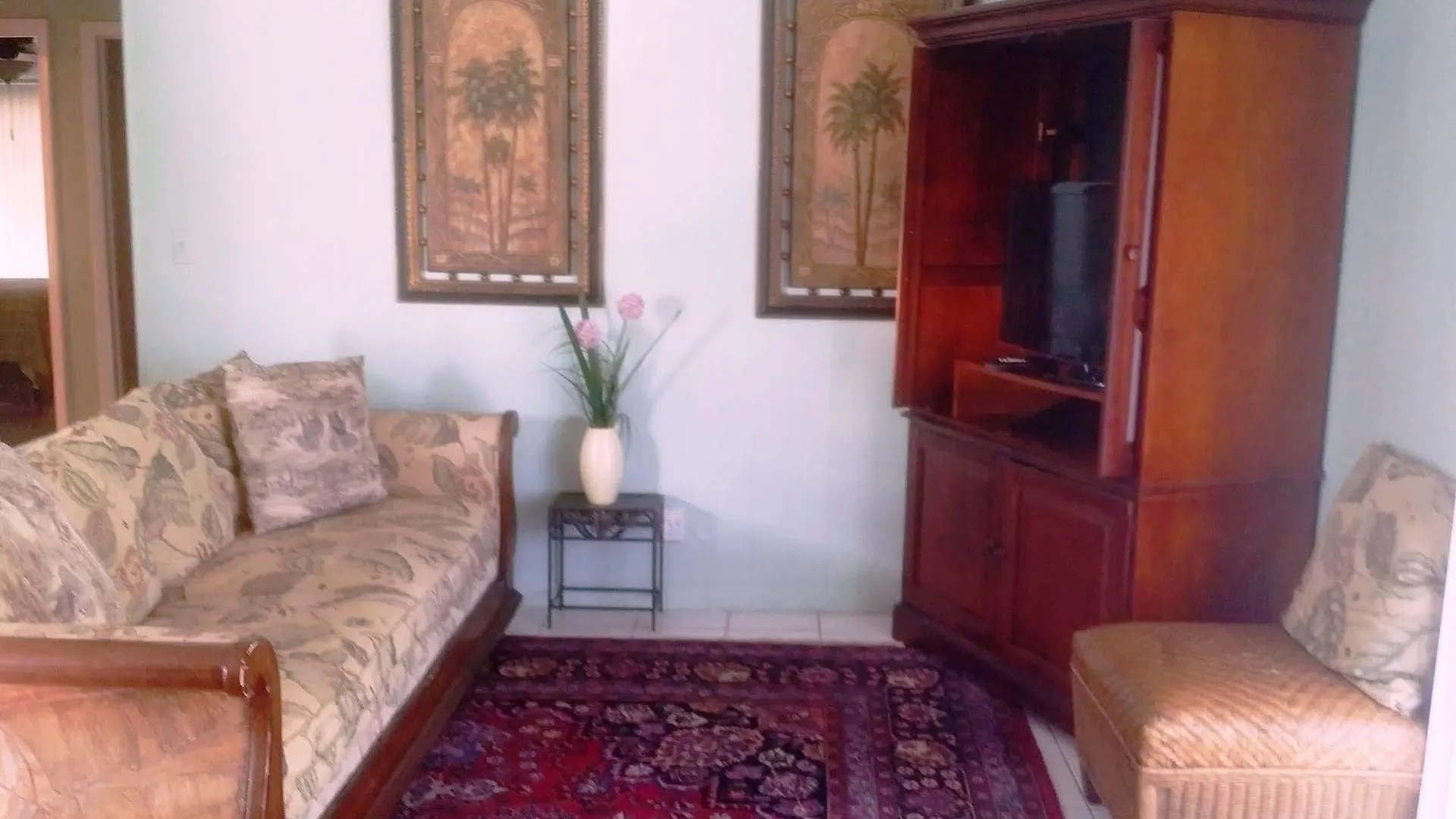 Old Town Suites Hotel