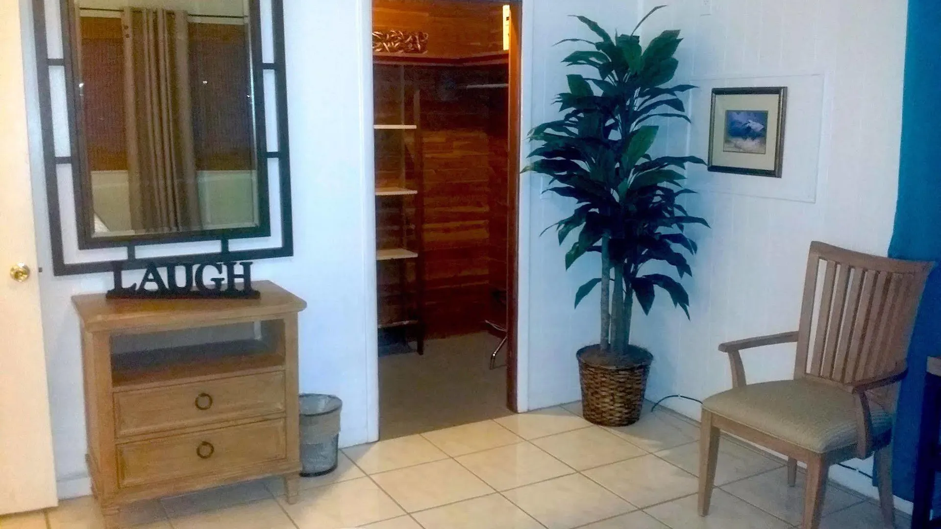 Old Town Suites Hotel