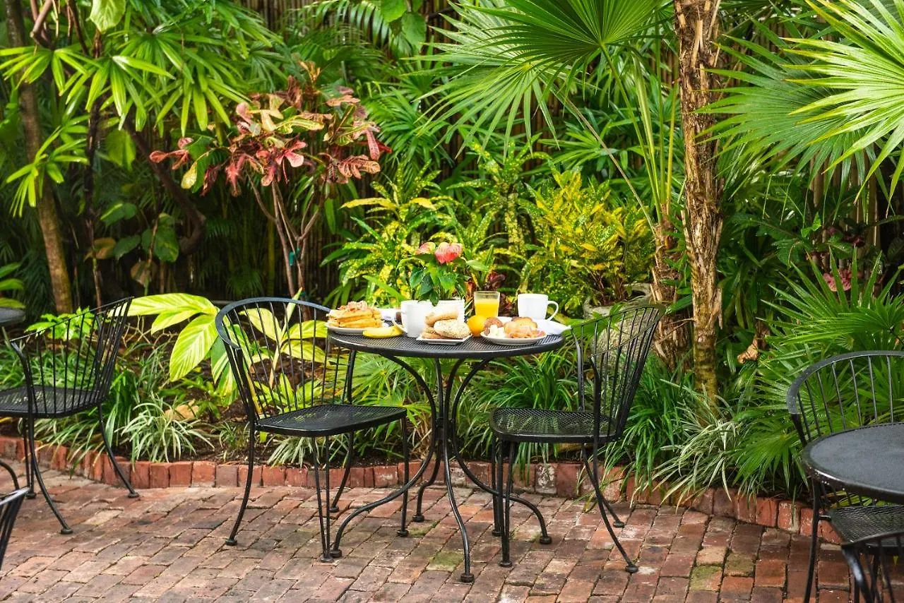 Old Town Manor Key West