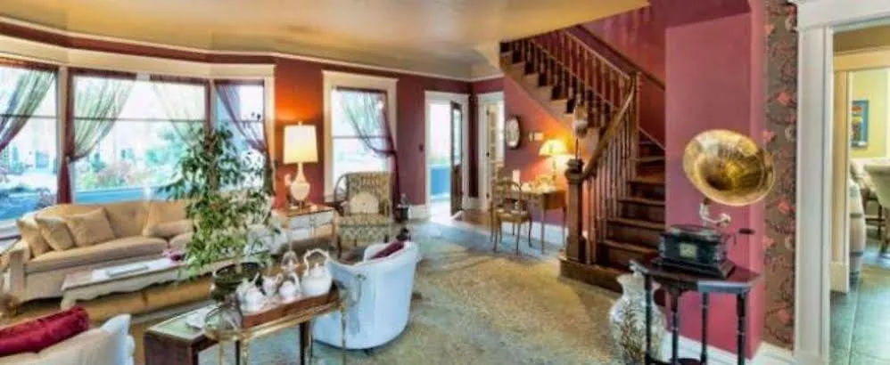 B&B Amsterdam's Curry Mansion 3*