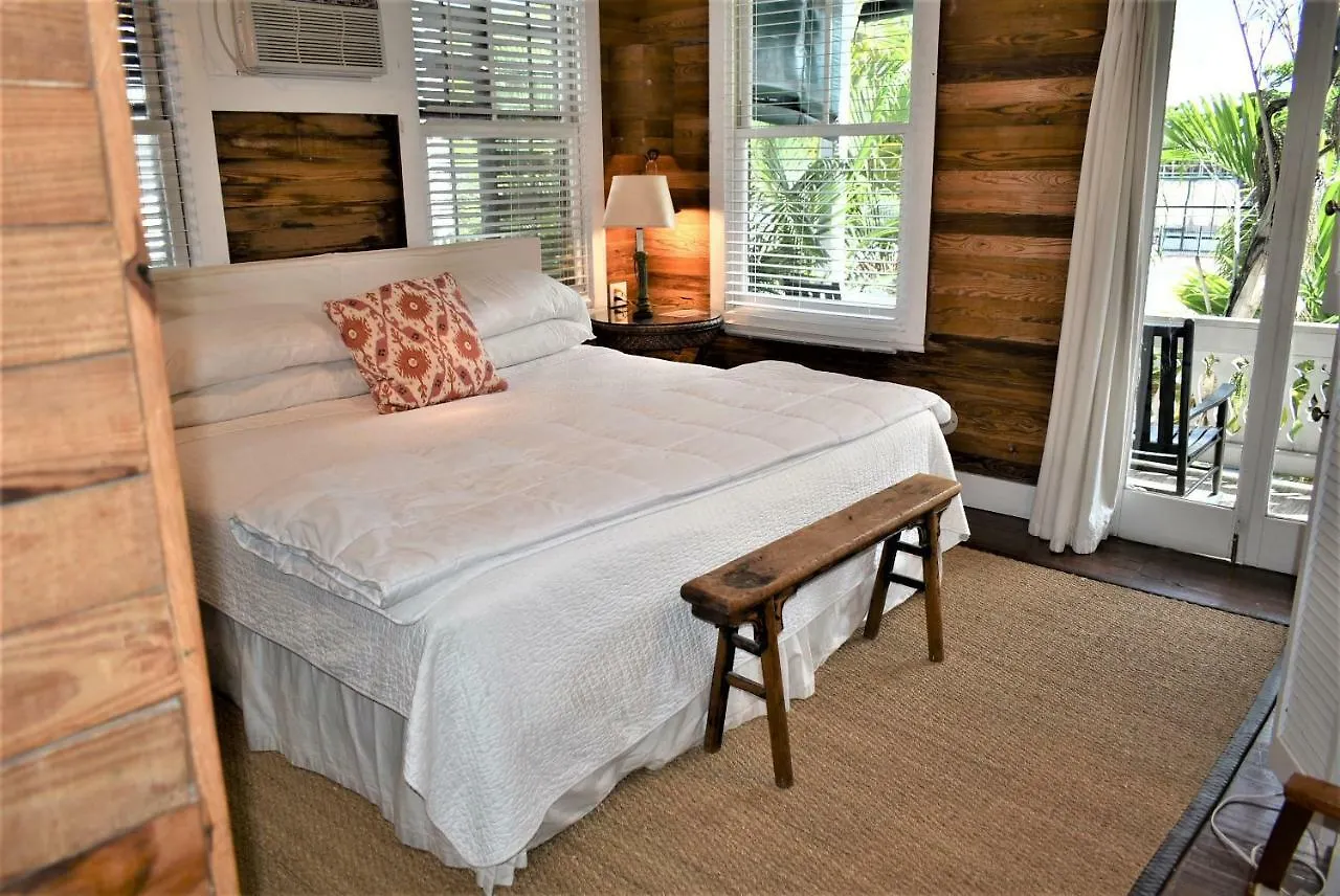 Simonton Court Historic & 4* Key West