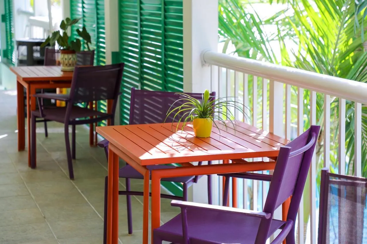 Almond Tree - Adults Only Hotel